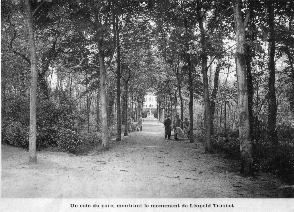 Atelier Alice Tricon / Jardins / Paysages - Le Petit Bois, EnvA <br> Parc historique classé - Maison-Alfort (94) - ENVA-photo historique du parc-Atelier Alice Tricon