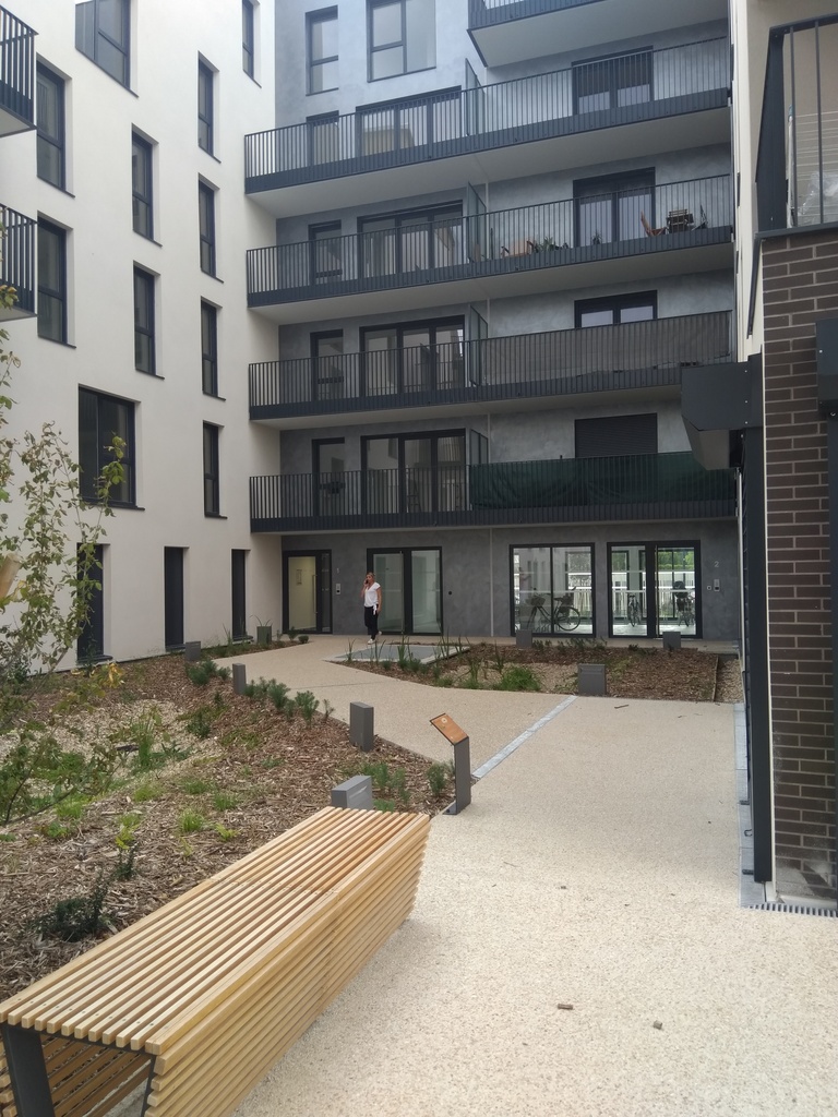 Atelier Alice Tricon / Jardins / Paysages - O’MATHURINS<br> 2 opérations immobilières - Colline des Mathurins, Bagneux (92) - OMathurins-E1 allees-Atelier Alice Tricon